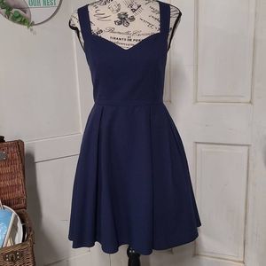 @Lauren James Women's Navy Blue Seersucker Bow Tie Back Dress Size Small